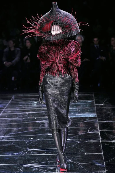 Look 36